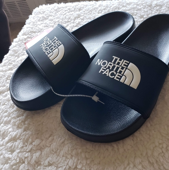 North face slides - Picture 3 of 5